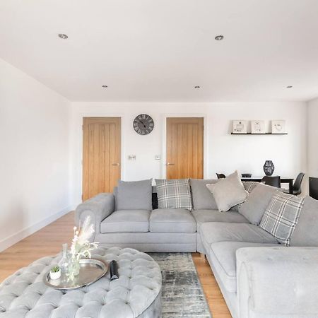 Luxurious 3-Bed Penthouse In Sheffield Daire Handsworth Dış mekan fotoğraf