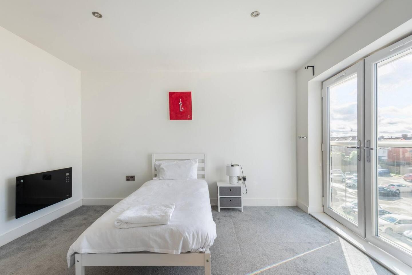 Luxurious 3-Bed Penthouse In Sheffield Daire Handsworth Dış mekan fotoğraf